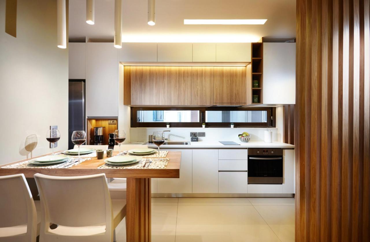 Armi Luxury Apartment In The Heart Of The City Chrissi Akti Chania Exterior foto