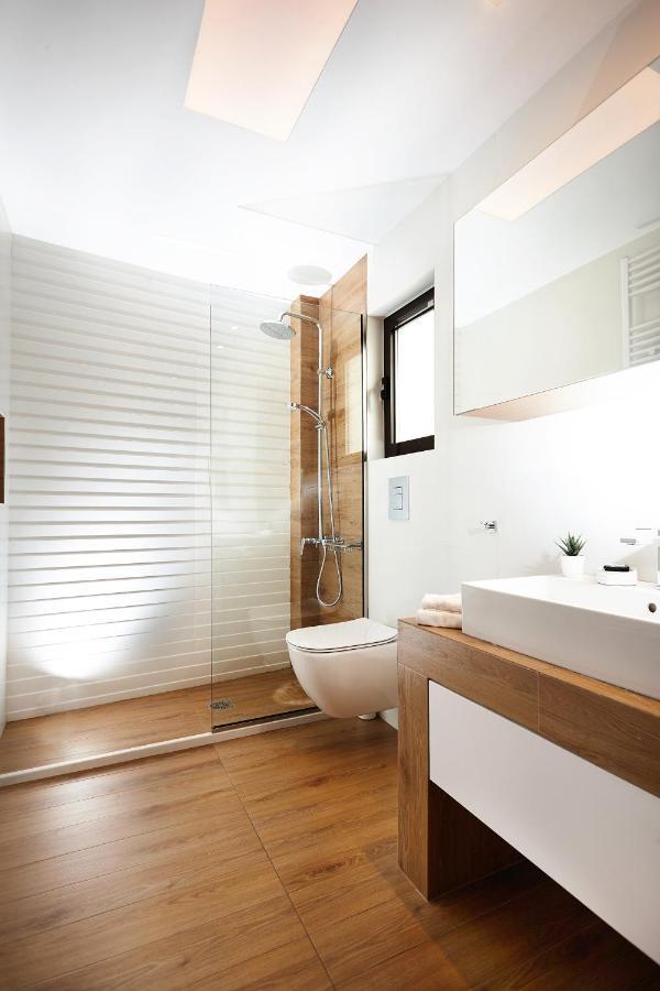 Armi Luxury Apartment In The Heart Of The City Chrissi Akti Chania Exterior foto