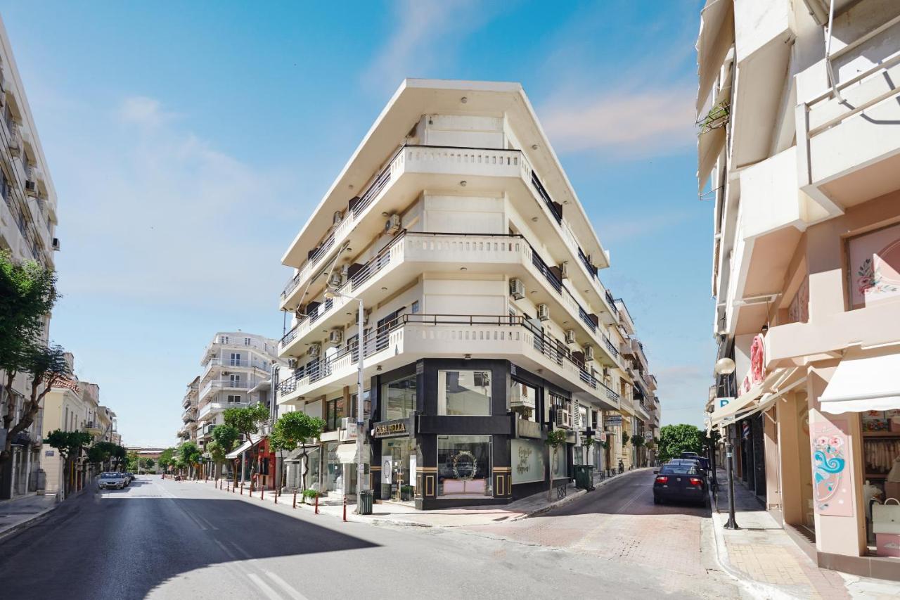 Armi Luxury Apartment In The Heart Of The City Chrissi Akti Chania Exterior foto