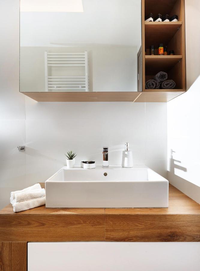 Armi Luxury Apartment In The Heart Of The City Chrissi Akti Chania Exterior foto